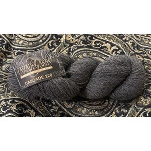 Cascade Yarns Cascade 220 Fingering Yarn Charcoal 8400 Grey Wool Lot 8399